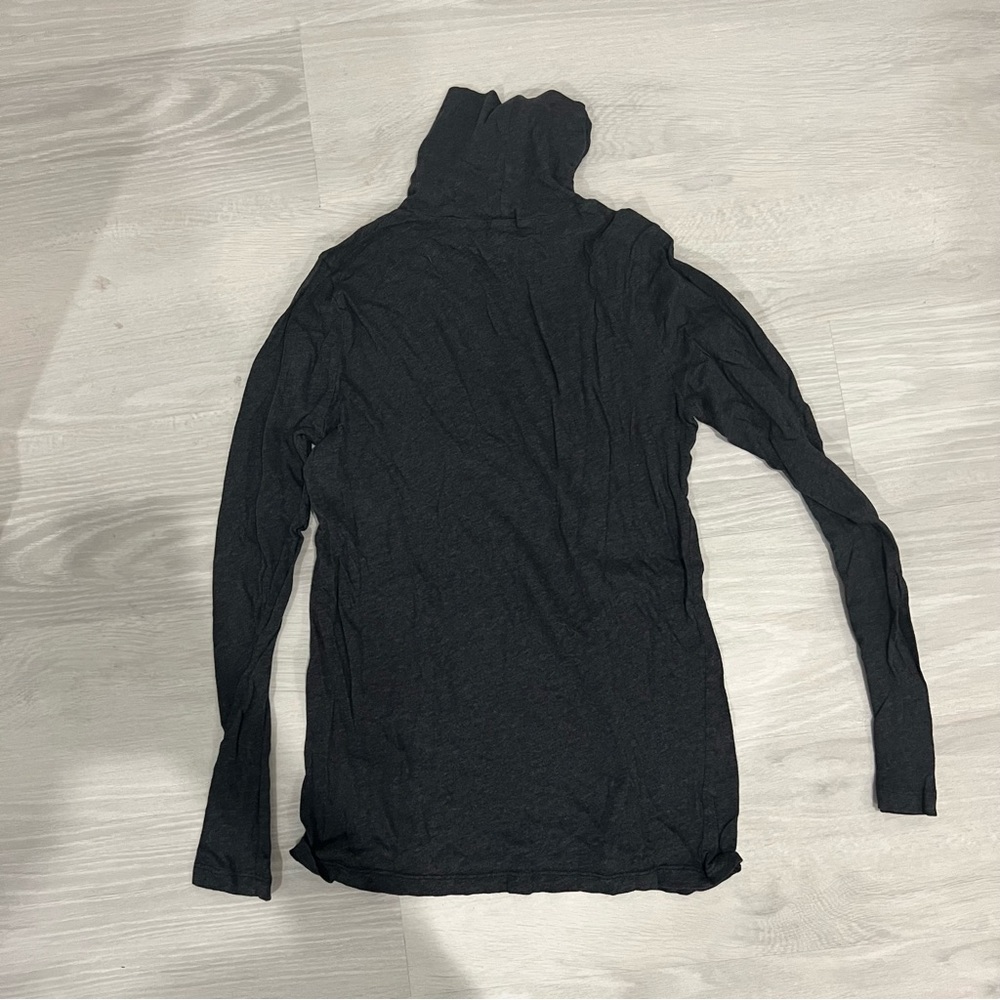 J. Crew Factory Dark Grey Turtleneck Sweater in size small